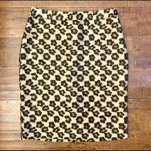 Ann Taylor Metallic Floral Pencil Skirt - Sz 8